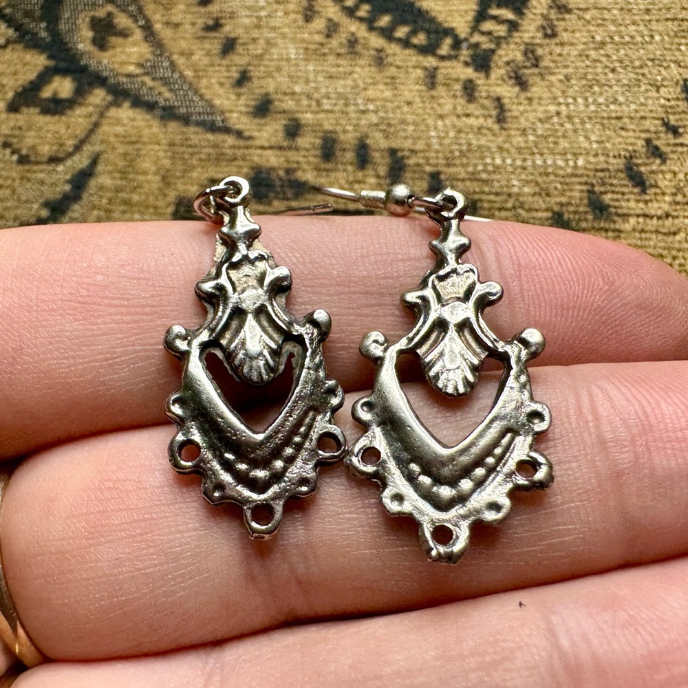 ‘90’s silver earrings